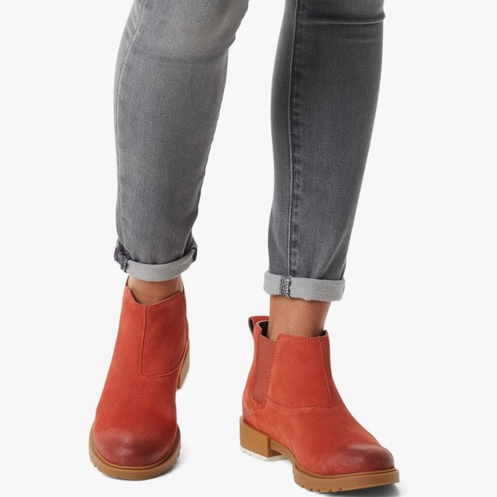 SOREL Women's Emelie II Chelsea Boot — Waterproof Leather Rain Boots
